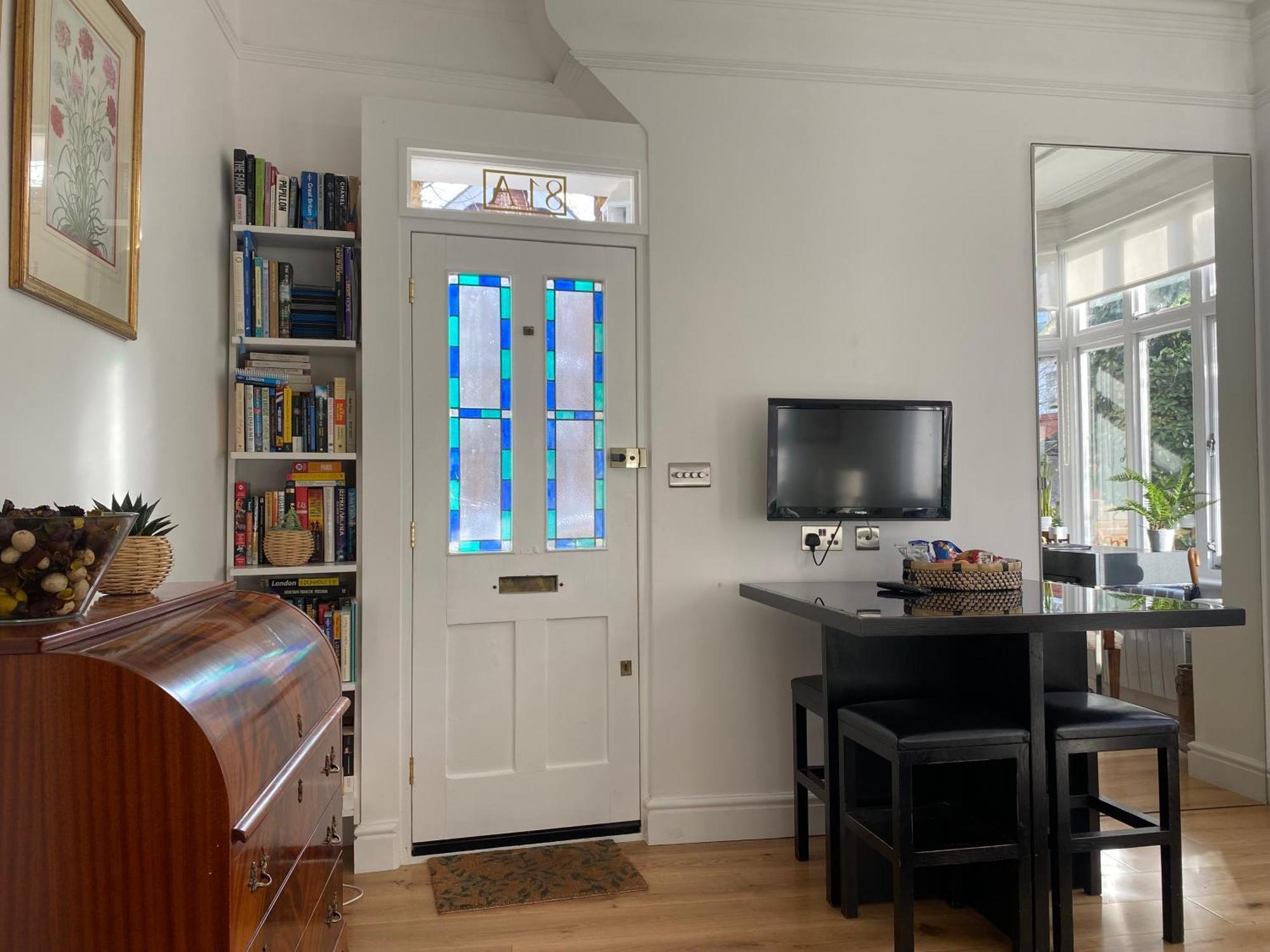Interior Designed Flat Near Kew Botanical Gardens Lejlighed London Eksteriør billede